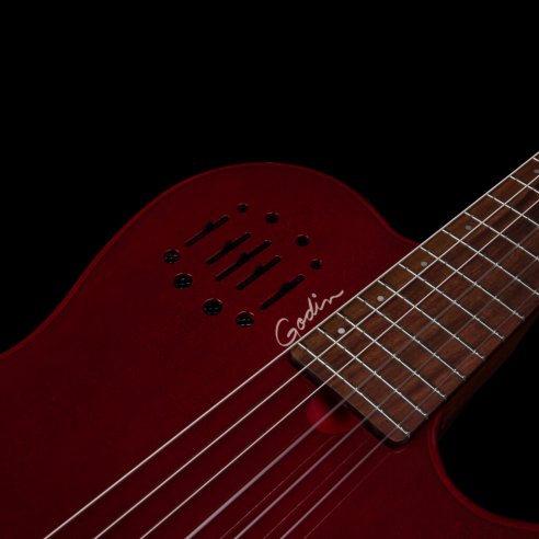 GODIN MULTIAC MUNDIAL AZTEK RED W/BAG