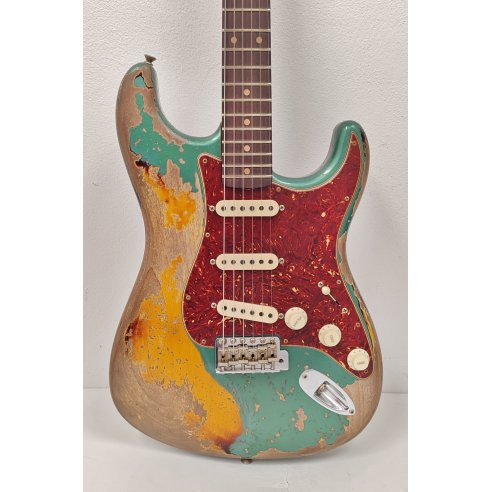 FENDER LTD ED. '61 STRAT SUPER HEAVY RELIC SHERWOOD GREEN OVER 3CS