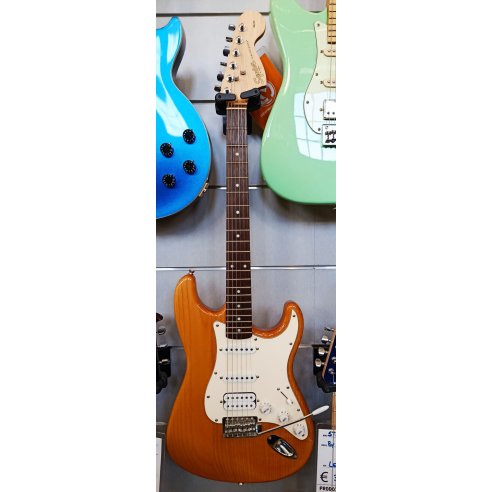 SQUIER AFFINITY STRAT