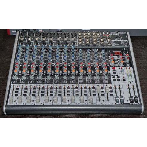 BEHRINGER X2222 USB