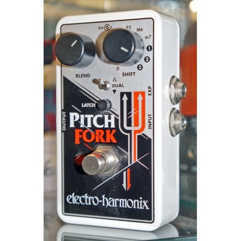 ELECTRO HARMONIX PITCH FORK