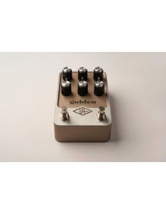 UNIVERSAL AUDIO UAFX GOLDEN REVERBERATOR