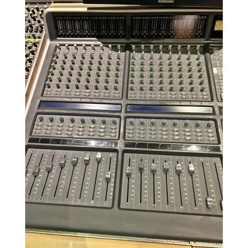SOLID STATE LOGIC MATRIX 1 CONSOLE