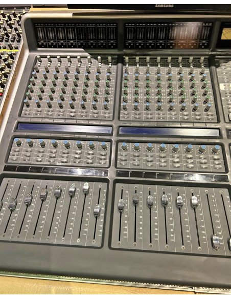 SOLID STATE LOGIC MATRIX 1 CONSOLE