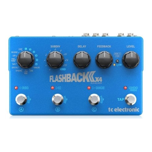 TC ELECTRONIC FLASHBACK 2 X4 DELAY & LOOPER