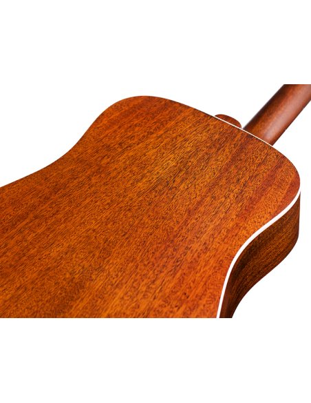 GUILD ITALIA D-40 NAT SATIN GUILD ITALIA D-40 NAT SATIN