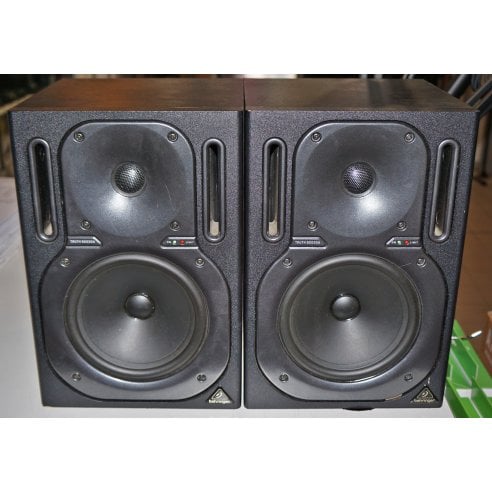 BEHRINGER TRUTH B2030A PAIR