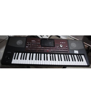 KORG PA700 ARRANGER KEYBOARD